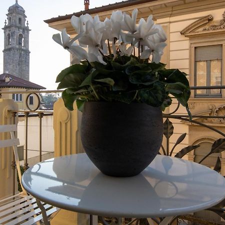 Aqualago Casa Vacanze Apartment D Verbania Eksteriør bilde